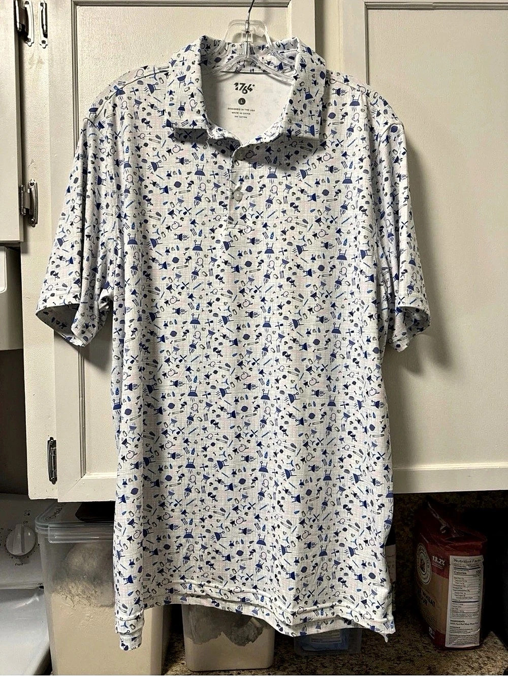 1764 Grill Master Golf Polo Men's Printed Polo Shirt in White & Blue Size Large